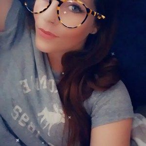 Meet your Posher, Abby